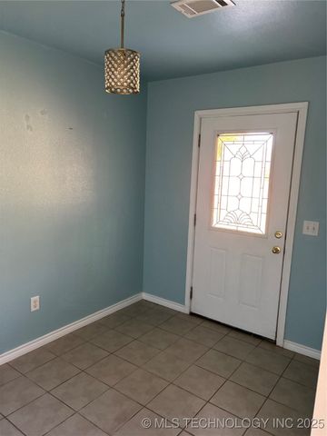 273 Ridgecrest Road, Colbert, OK 74733