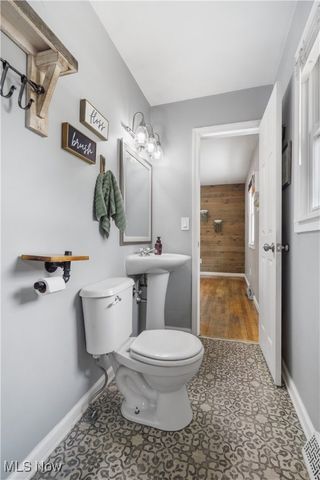 2405 Briner Avenue, Akron, OH 44305