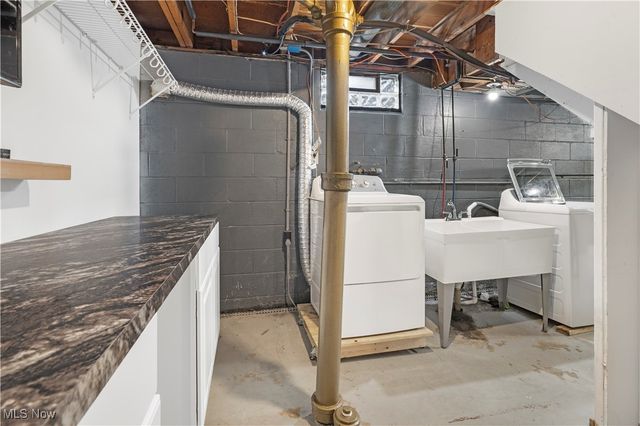 2405 Briner Avenue, Akron, OH 44305