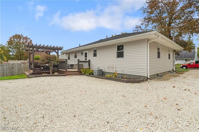 2405 Briner Avenue, Akron, OH 44305