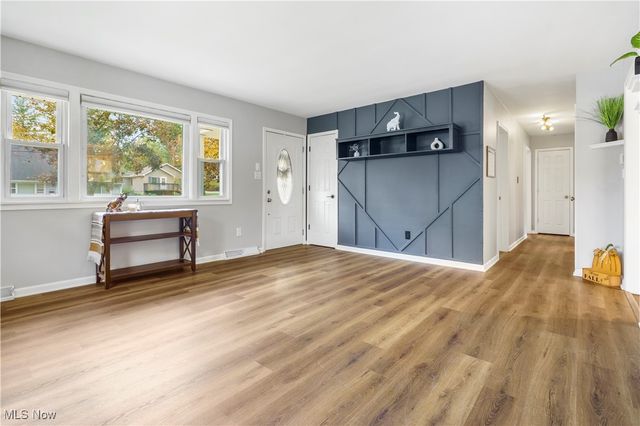 2405 Briner Avenue, Akron, OH 44305