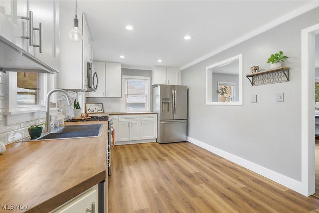 2405 Briner Avenue, Akron, OH 44305