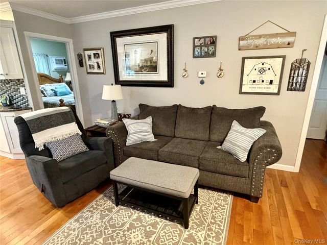 96 Pleasure Avenue, Ronkonkoma, NY 11779