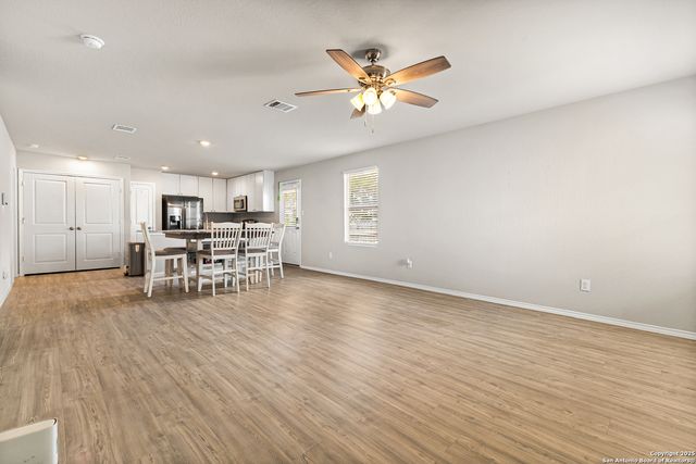7207 Lincoln Trace, San Antonio, TX 78222