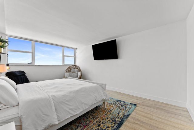 1237 HILLSBORO MILE 604, Hillsboro Beach, FL 33062