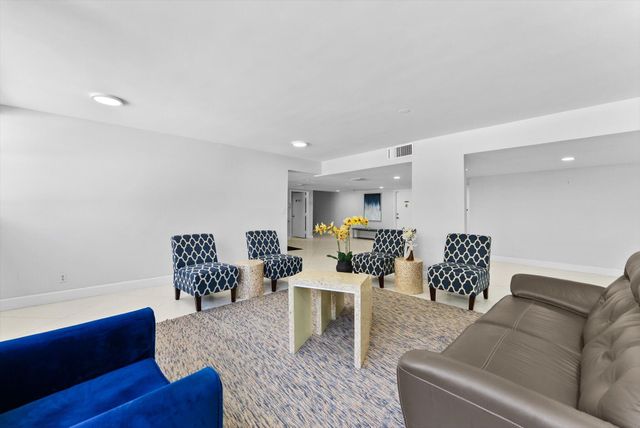 1237 HILLSBORO MILE 604, Hillsboro Beach, FL 33062