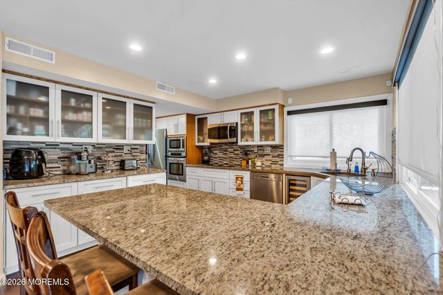 12 Ethan Allen Road, Freehold, NJ 07728