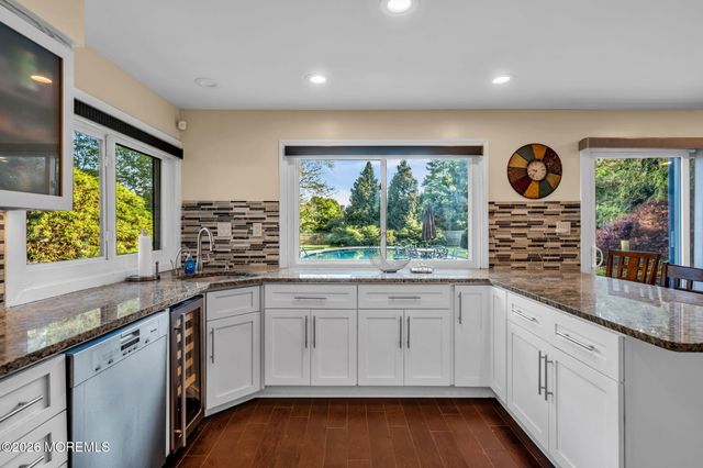 12 Ethan Allen Road, Freehold, NJ 07728