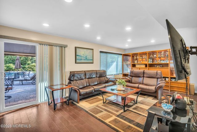 12 Ethan Allen Road, Freehold, NJ 07728