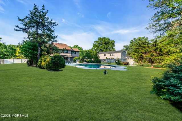 12 Ethan Allen Road, Freehold, NJ 07728