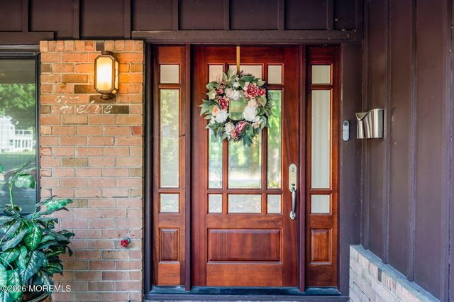 12 Ethan Allen Road, Freehold, NJ 07728