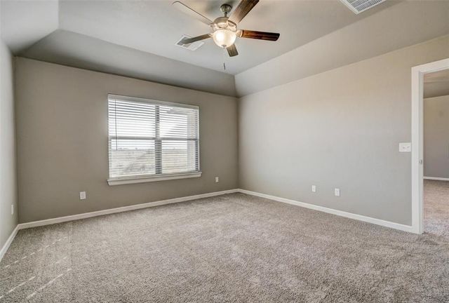 1120 Garrett Farm Road, Newcastle, OK 73065