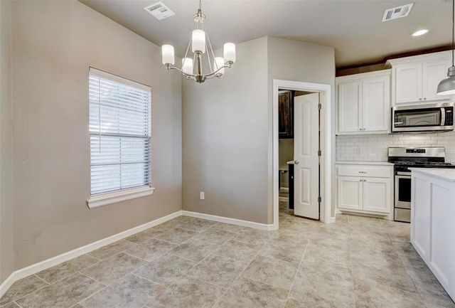 1120 Garrett Farm Road, Newcastle, OK 73065