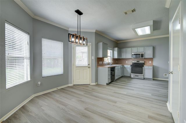 19402 Hickory Meadow Lane, Houston, TX 77084