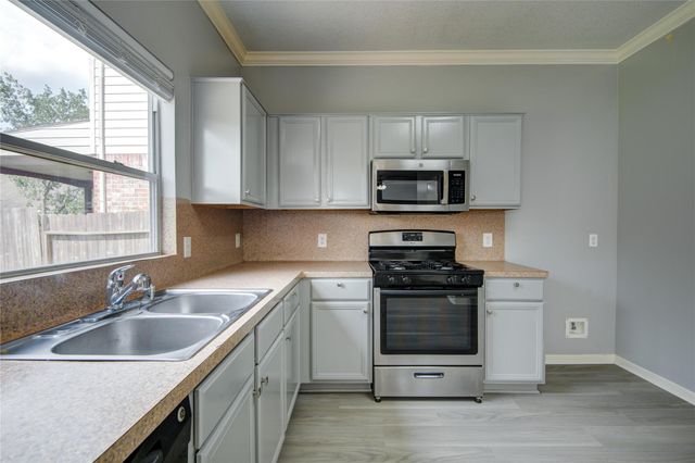 19402 Hickory Meadow Lane, Houston, TX 77084