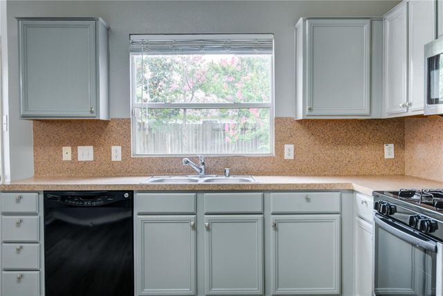 19402 Hickory Meadow Lane, Houston, TX 77084