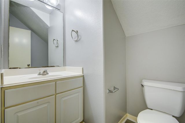 19402 Hickory Meadow Lane, Houston, TX 77084