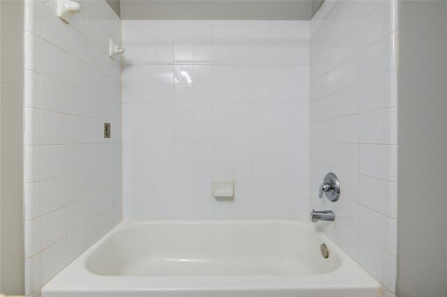 19402 Hickory Meadow Lane, Houston, TX 77084