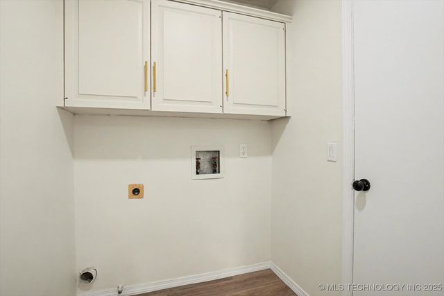 6803 S 77th East Avenue, Tulsa, OK 74133