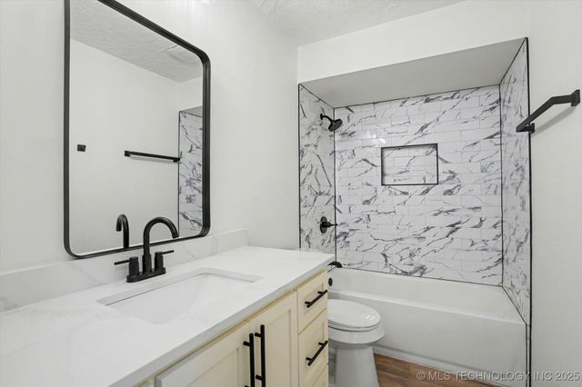 6803 S 77th East Avenue, Tulsa, OK 74133