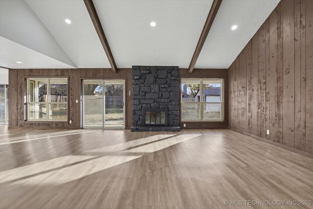 6803 S 77th East Avenue, Tulsa, OK 74133