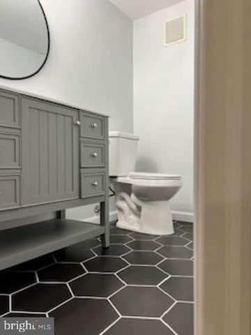 8015 BRIGHTWOOD CT, Ellicott City, MD 21043