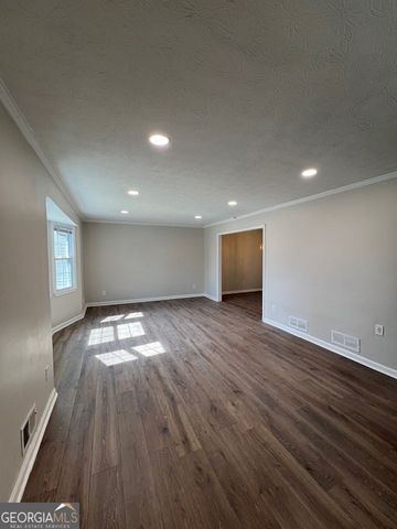 5990 Wellborn Trace, Lithonia, GA 30058