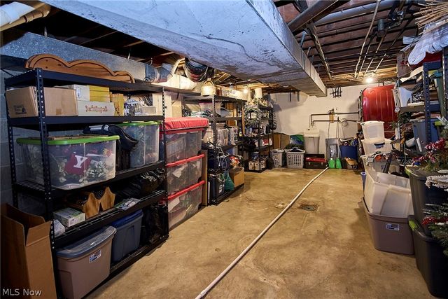 100 Maple Shade Drive, Marietta, OH 45750