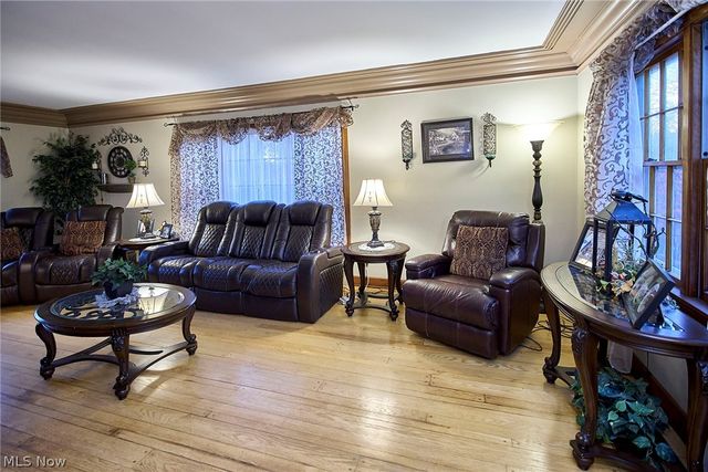 100 Maple Shade Drive, Marietta, OH 45750