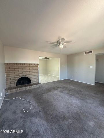 8847 W WELDON Avenue, Phoenix, AZ 85037