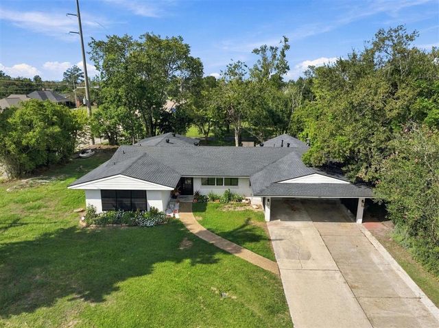 740 W Claude Street, Lake Charles, LA 70605
