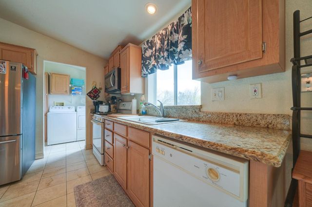 4134 Lakeview Dr, Ione, CA 95640