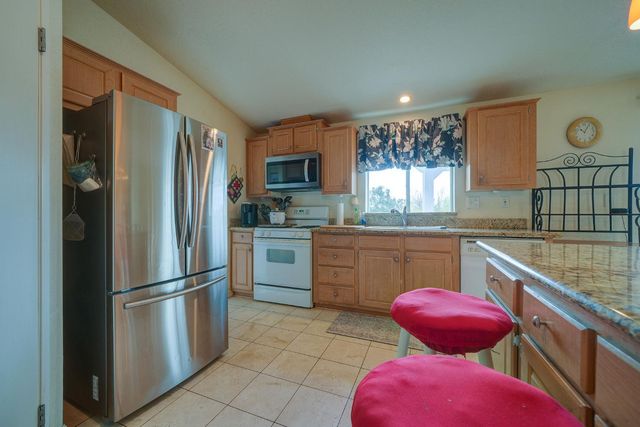 4134 Lakeview Dr, Ione, CA 95640