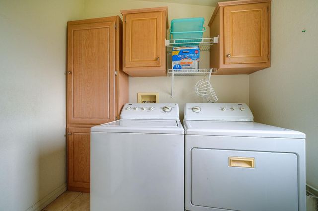 4134 Lakeview Dr, Ione, CA 95640