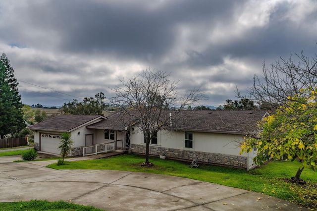 4134 Lakeview Dr, Ione, CA 95640