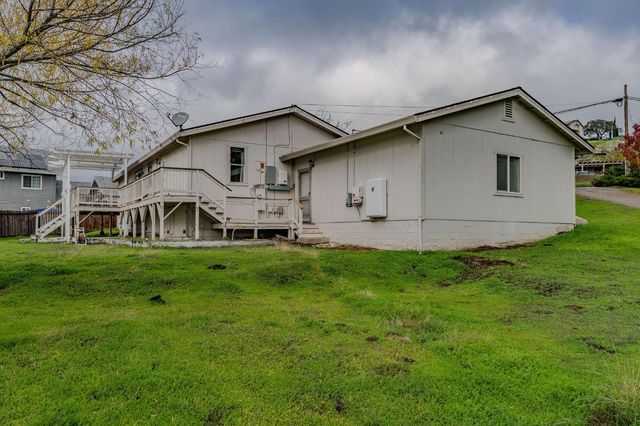 4134 Lakeview Dr, Ione, CA 95640