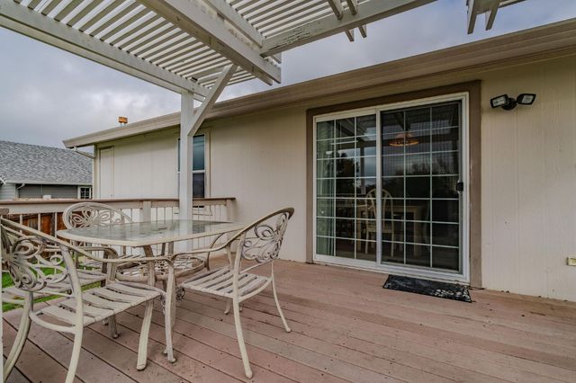 4134 Lakeview Dr, Ione, CA 95640