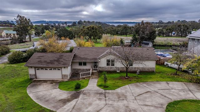 4134 Lakeview Dr, Ione, CA 95640