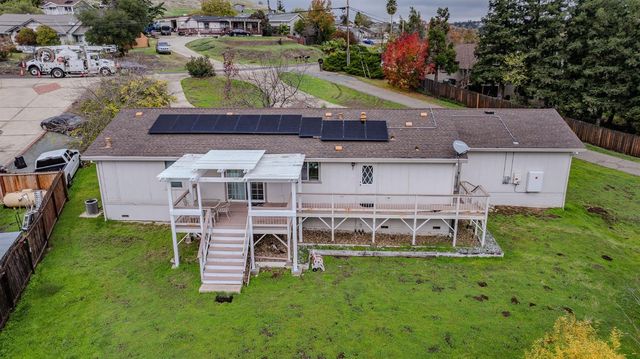 4134 Lakeview Dr, Ione, CA 95640