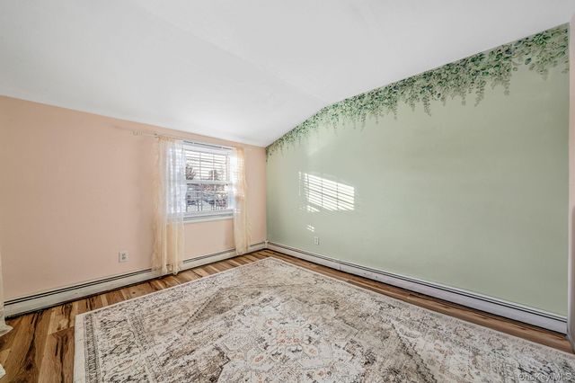 9 Norway Pine Drive, Medford, NY 11763