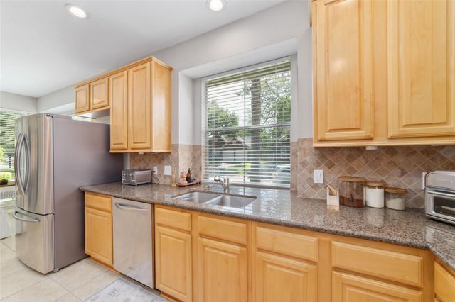 7411 Greatwood Grove Drive, Sugar Land, TX 77479