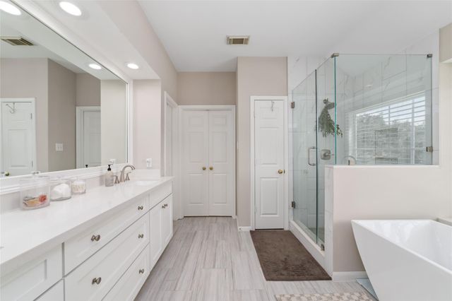 7411 Greatwood Grove Drive, Sugar Land, TX 77479