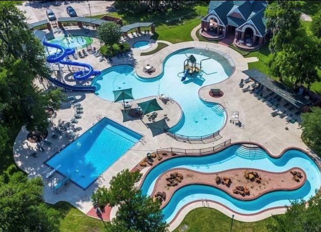 7411 Greatwood Grove Drive, Sugar Land, TX 77479