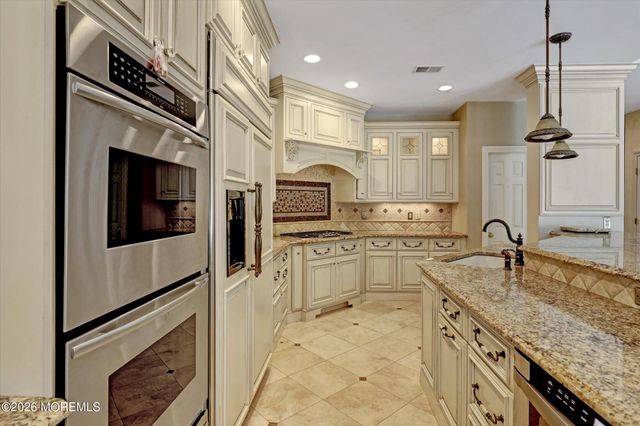 26 Bruns Road, West Allenhurst, NJ 07711