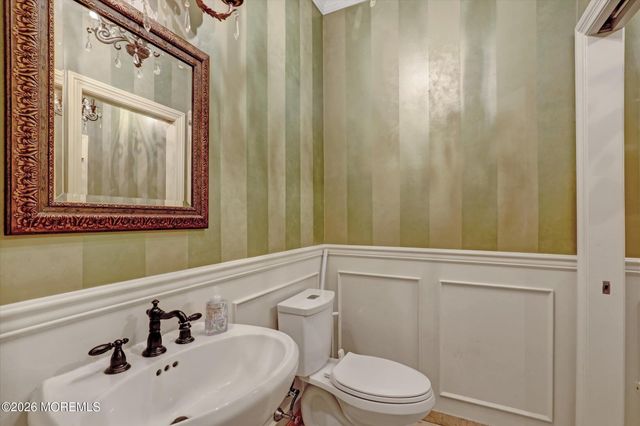 26 Bruns Road, West Allenhurst, NJ 07711