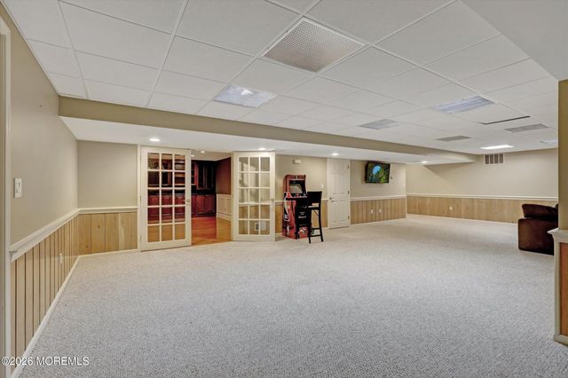 26 Bruns Road, West Allenhurst, NJ 07711