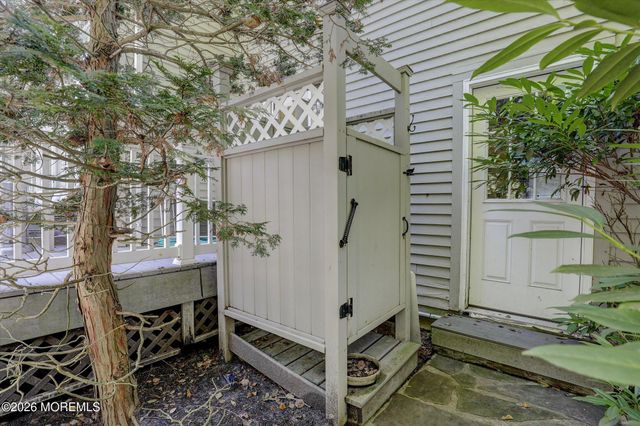 26 Bruns Road, West Allenhurst, NJ 07711