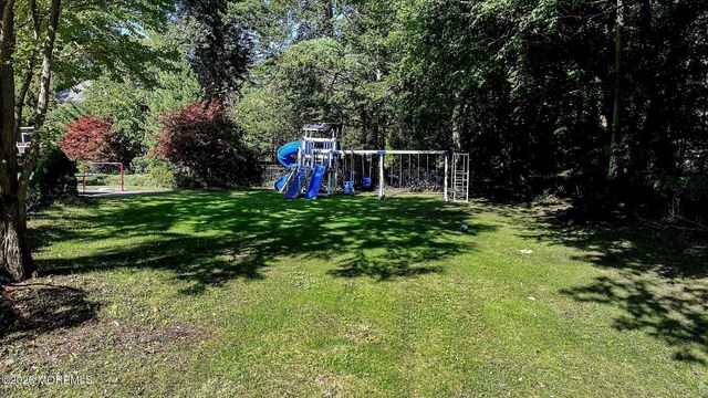 26 Bruns Road, West Allenhurst, NJ 07711