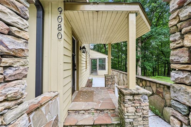 9080 Pine Tree Circle, Gainesville, GA 30506