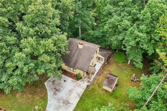 9080 Pine Tree Circle, Gainesville, GA 30506